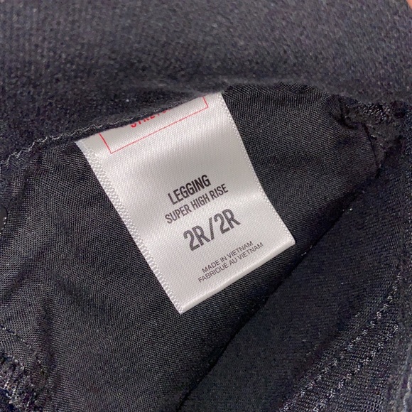 EXPRESS Stretch High Rise Jean Leggings - Picture 4 of 4